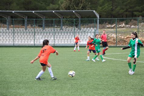 Muğla’da okul sporları futbol grup birinciliği başladıs